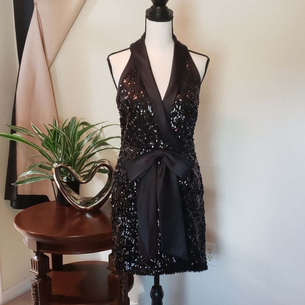 Laundry by Shelli Segal black sequin bow dress
